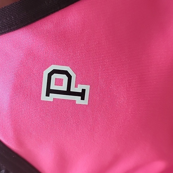 Pink Sports Bra - Picture 4 of 7
